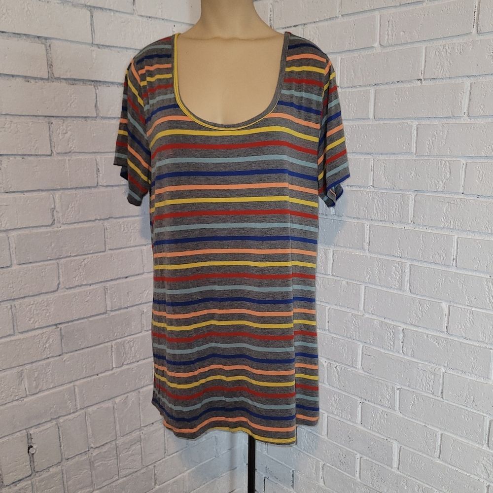 LuLaRoe Gray Multi-Color Striped Short Sleeve Top - Size Large